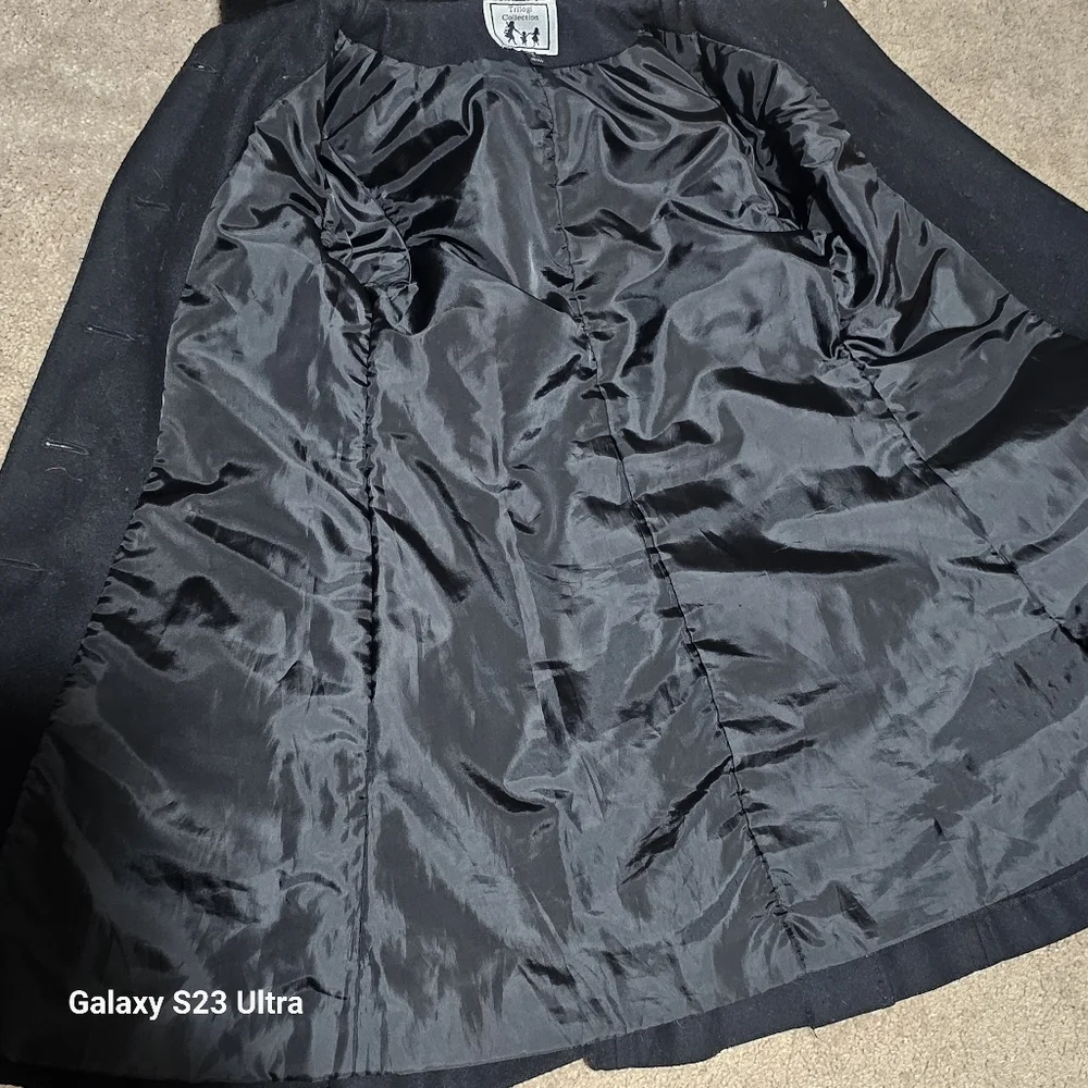 Trilogi Collections coat size 8 toddler dressy coat. - Picture 10 of 13